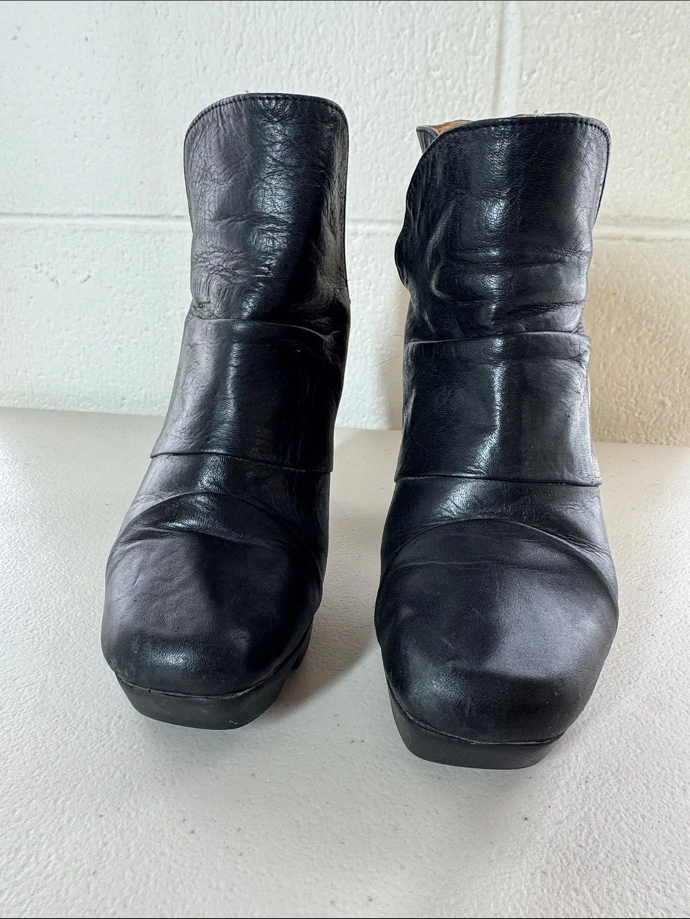 LIKE SMUG Black Leather Heeled Ankle Boots Size 36 Platform Moto Boho Steampunk - Picture 3 of 15